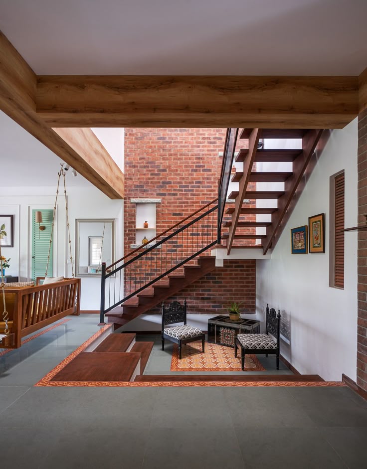 traditionalwoodentouch_staircase